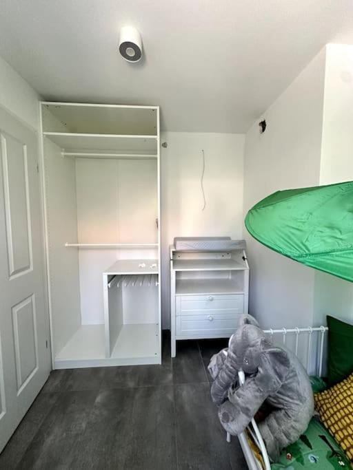 Spacious Family Old Town Apartment