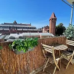 Spacious Family Apartment Gdansk Old Town